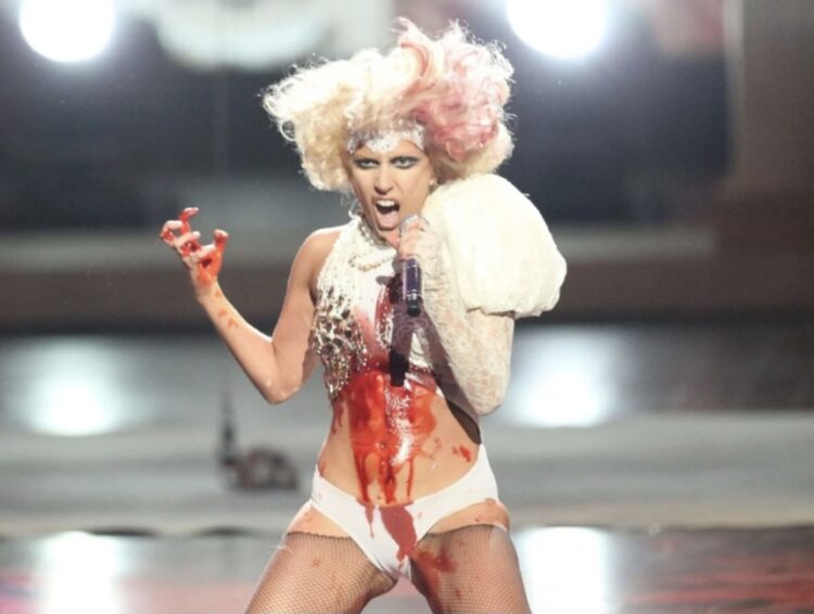 Lady Gaga sangrando no palco: relembre apresentação icônica no VMA
