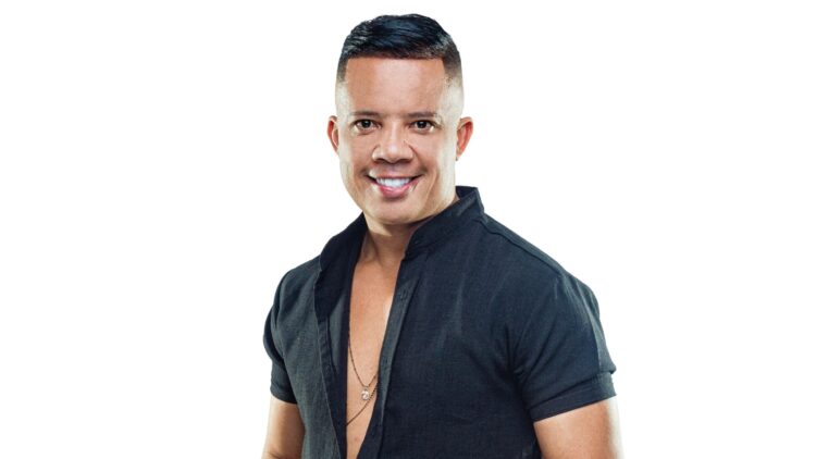 Ricardinho Lima grava novo audiovisual celebrando o pagode com grandes nomes da cena