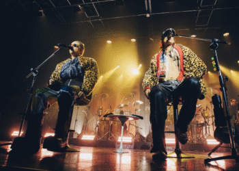 CA7RIEL e Paco Amoroso encantam público em São Paulo e se preparam para show no Rio de Janeiro