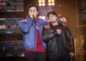 “A Nossa Praia”, de Matheus & Kauan, vira hit com clima de romance, mar e viralização nas redes