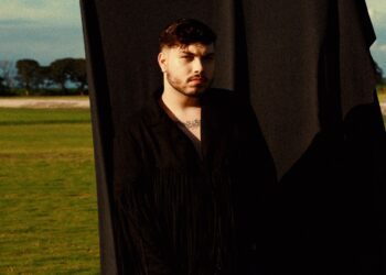 Vini estreia “Indomável”, um álbum sobre superação e reencontro