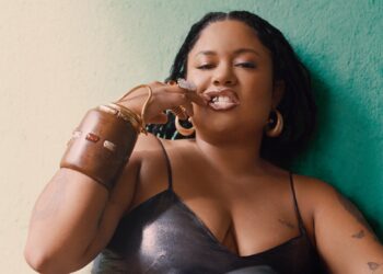 Iuna Falcão abre caminhos para o novo álbum com o single “Coração Melão”