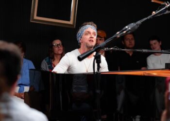 Série “Sem Filtro” oferece palco, experiência e registro premium para artistas independentes