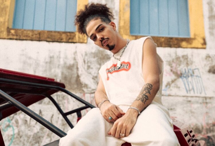 Léo da Bodega e Orquestra do Avesso antecipam o carnaval com o novo EP “A Folia Começa no Amparo”