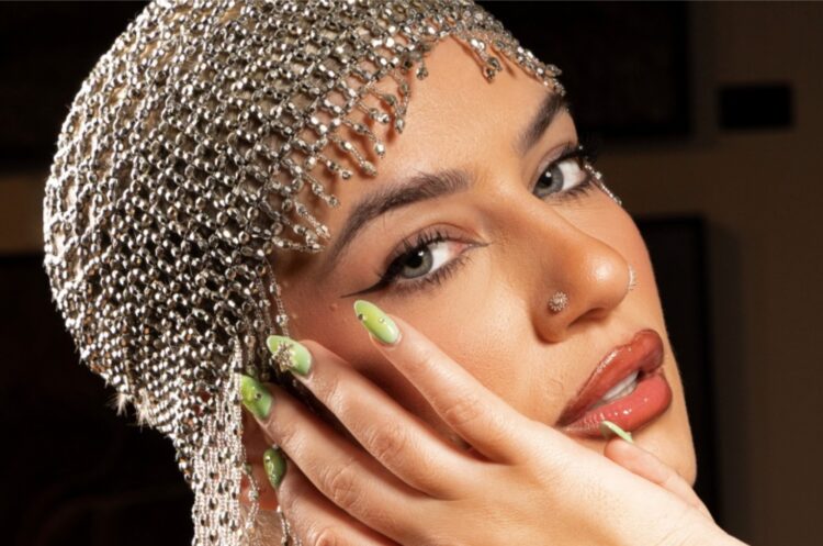 Clau apresenta “a1”, segundo single de seu aguardado álbum de estreia