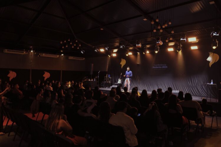 Evento Fechado De Líderes Da Redento Chama Atenção Ao Entregar Viagem Internacional Como Premiação