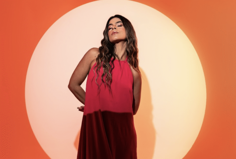 Mariana Mesquita estreia o novo single “Corpo Devaneio”